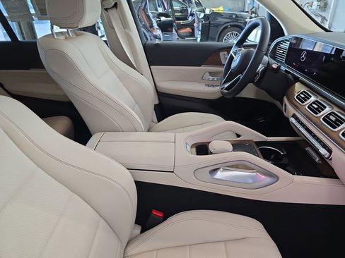 Certified 2025 Mercedes-Benz GLE 350 4MATIC image 11