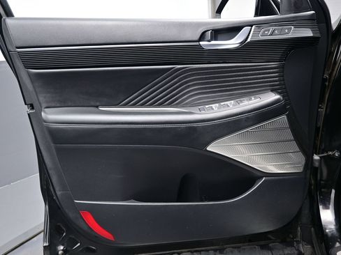 Certified 2024 Hyundai Palisade Calligraphy AWD/4WD image 9