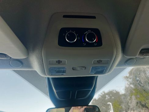 Used 2023 Ford Transit 350 XLT RWD image 22