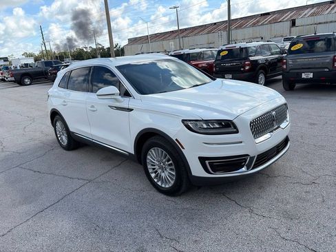 Used 2020 Lincoln Nautilus FWD image 1
