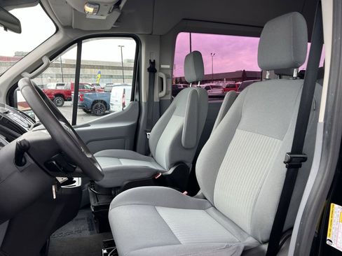 Used 2016 Ford Transit 350 XLT image 12