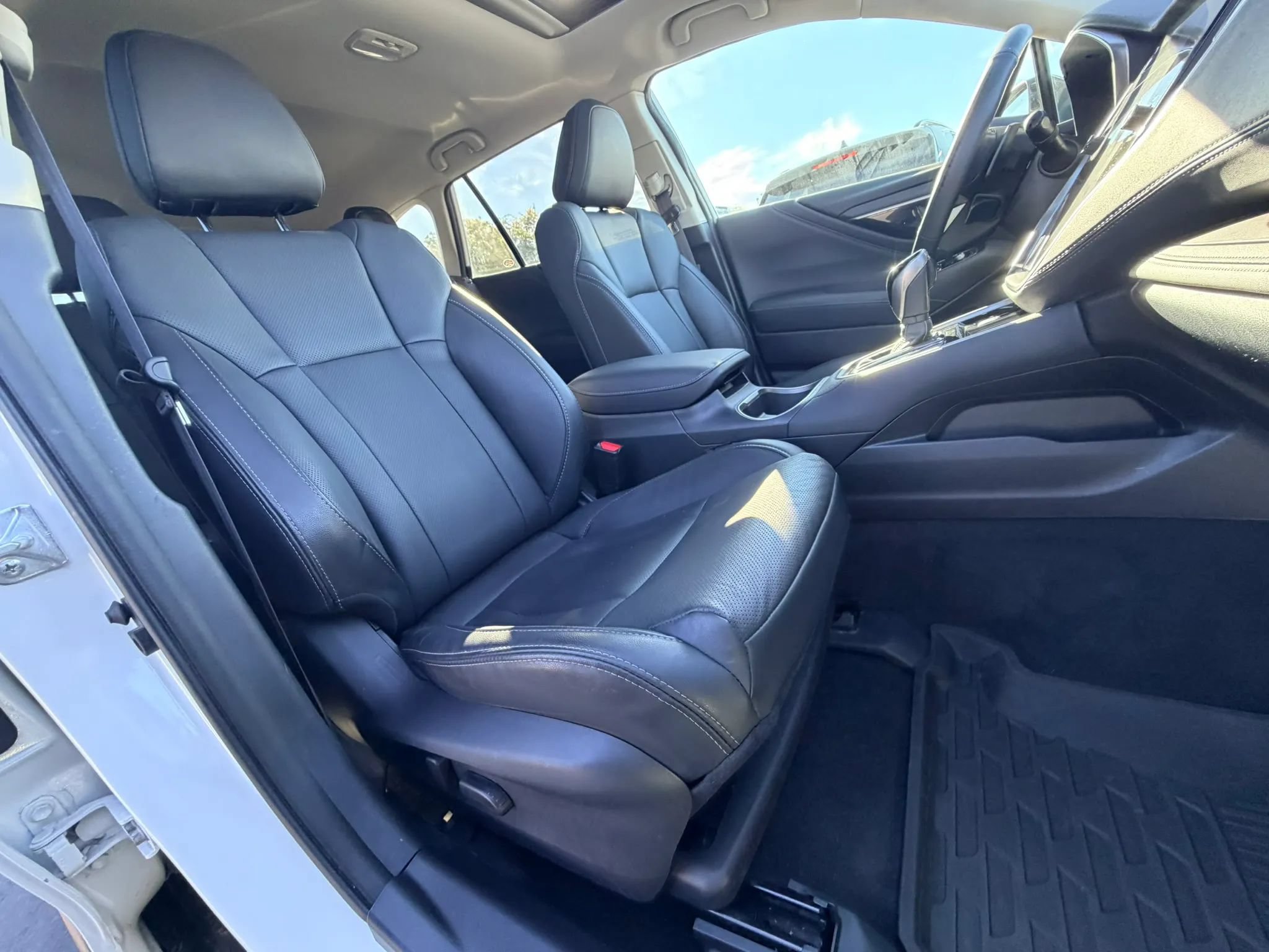 Used 2024 Subaru Outback Touring AWD/4WD image 26