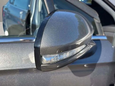 Used 2014 Ford Fusion SE image 25