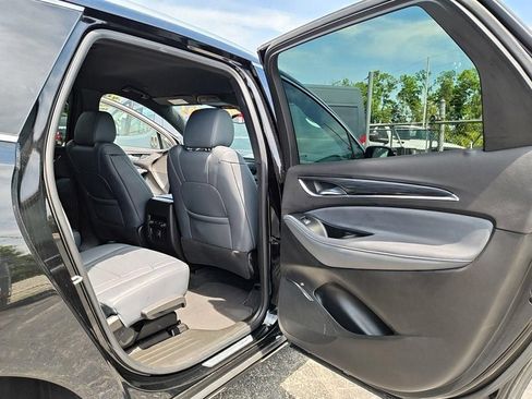 Used 2024 Buick Enclave Essence w/ Sport Touring Edition AWD/4WD image 36