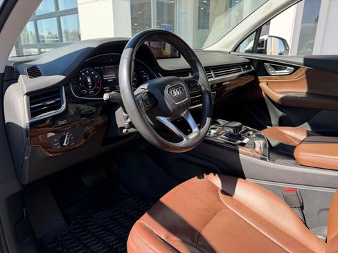 Used 2018 Audi Q7 3.0T Premium Plus w/ Premium Plus Package AWD/4WD image 14