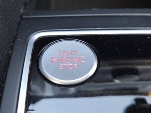 Used 2015 Volkswagen Passat 1.8T Limited Edition image 19