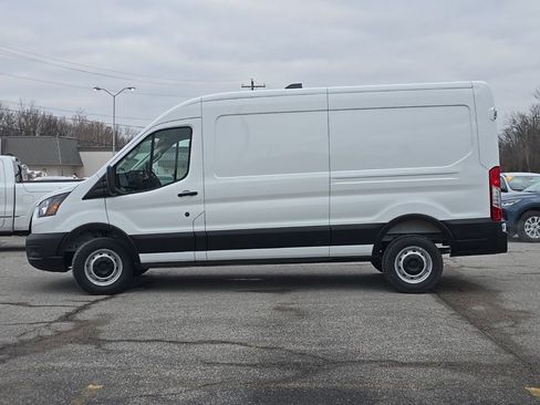 New 2026 Ford Transit 250 148 Medium Roof RWD image 4