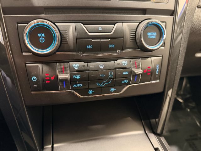 Used 2017 Ford Explorer XLT w/ Equipment Group 202A AWD/4WD image 14