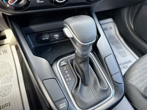 Used 2021 Kia Soul S image 16