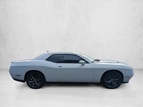 Used 2017 Dodge Challenger SXT Plus RWD image 4