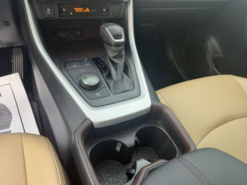 Used 2021 Toyota RAV4 Limited w/ Limited Grade Weather Package image 18
