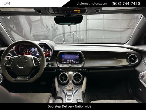 Used 2019 Chevrolet Camaro ZL1 image 24
