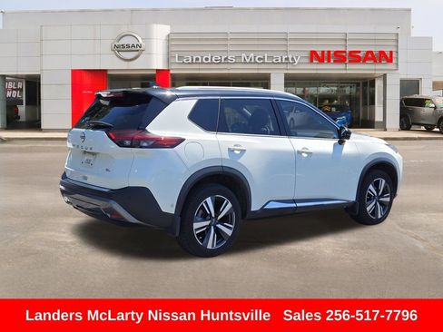 Used 2023 Nissan Rogue SL w/ SL Premium Package FWD image 3