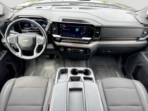 Used 2023 Chevrolet Silverado 1500 LT AWD/4WD image 14