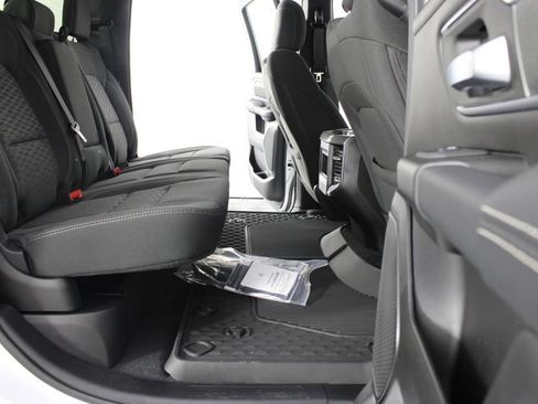 New 2026 RAM 1500 Big Horn AWD/4WD image 18