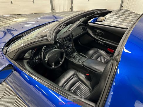 Used 2002 Chevrolet Corvette Convertible w/ Preferred Equipment Group2 RWD image 45
