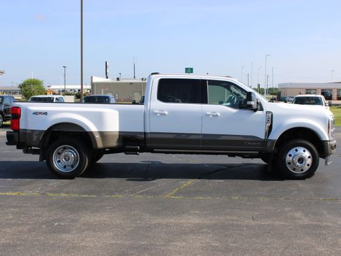 Used 2026 Ford F450 King Ranch AWD/4WD image 9