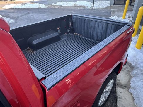 Used 2021 Chevrolet Silverado 1500 Custom image 30