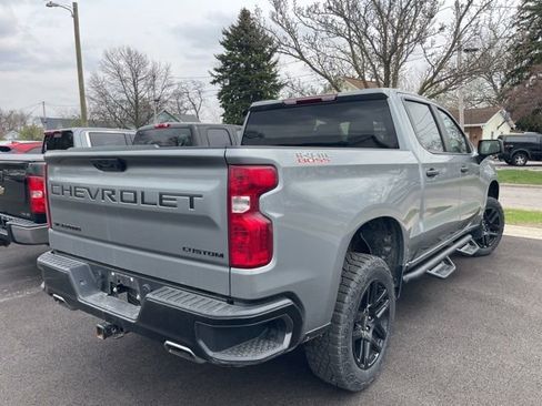 Used 2023 Chevrolet Silverado 1500 Custom Trail Boss w/ LPO, Dark Essentials Package image 3