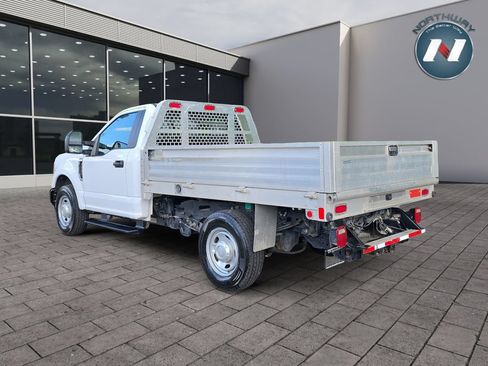 Used 2021 Ford F250 XL w/ Power Equipment Group RWD image 3