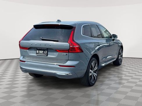 Used 2023 Volvo XC60 B5 Plus AWD/4WD image 4