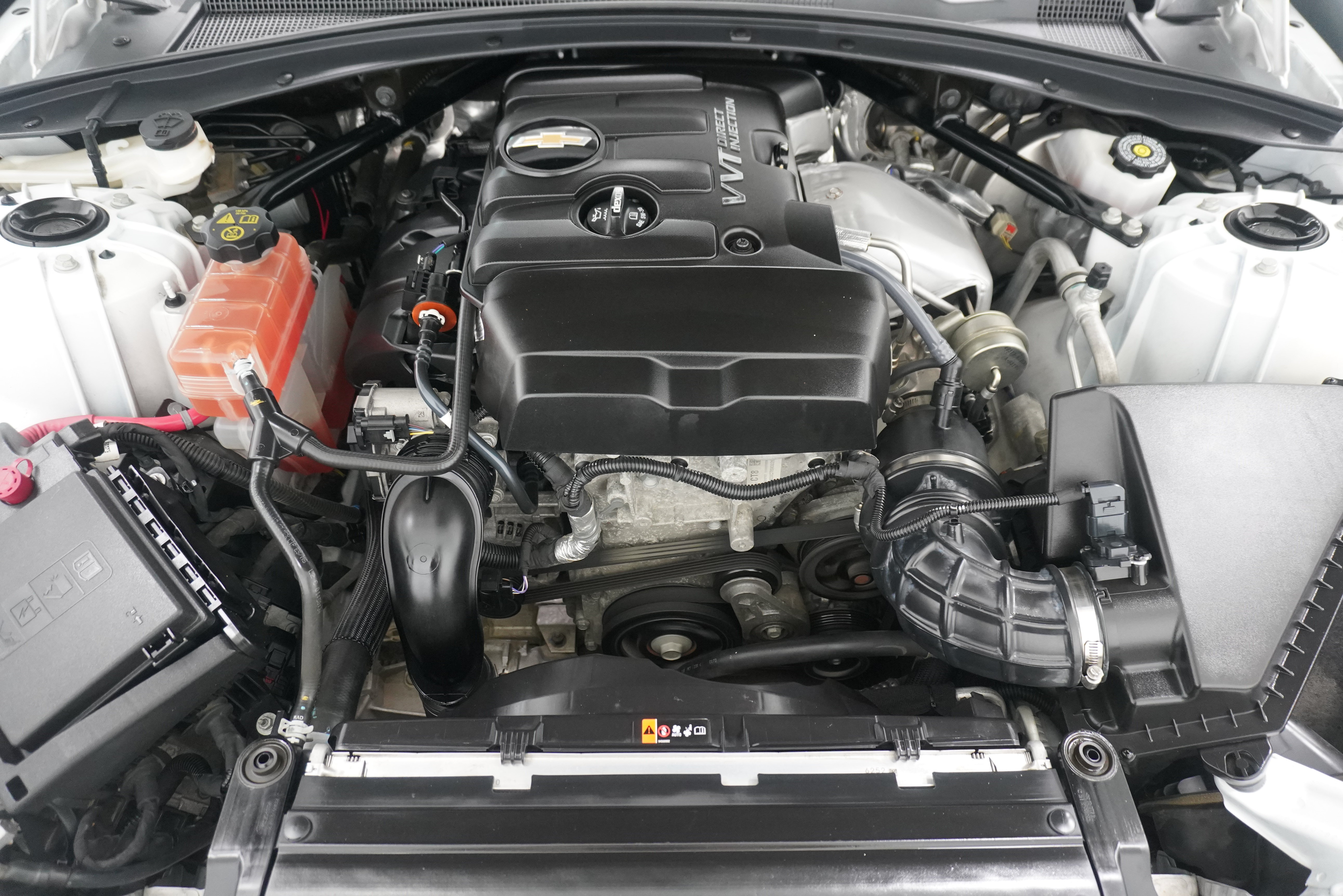 Used 2023 Chevrolet Camaro LT RWD image 27
