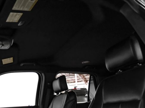 Used 2019 Ford Expedition XLT w/ Equipment Group 202A RWD image 29