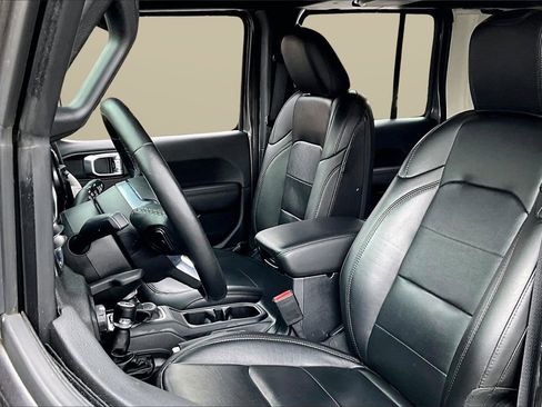 Certified 2021 Jeep Wrangler Unlimited Sahara image 20