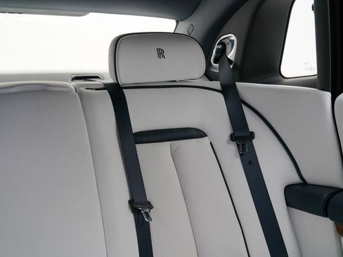 Certified 2022 Rolls-Royce Ghost image 16