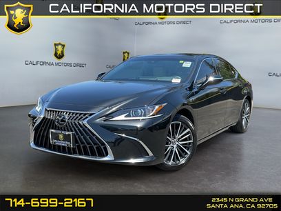 Used 2025 Lexus ES 300h w/ Premium Package