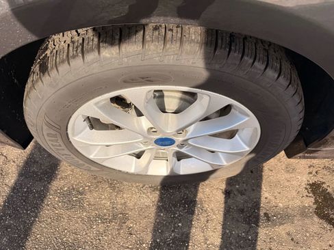 Used 2019 Ford Fusion SE image 44