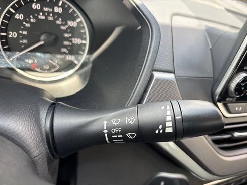 Used 2024 Nissan Altima 2.5 SR FWD image 37