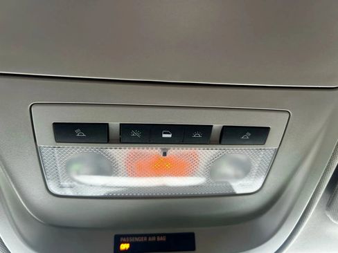 Used 2018 GMC Canyon SLE w/ SLE Convenience Package image 27