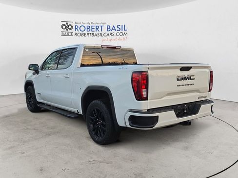 Used 2021 GMC Sierra 1500 Elevation w/ LPO, Elevation Black Package image 3