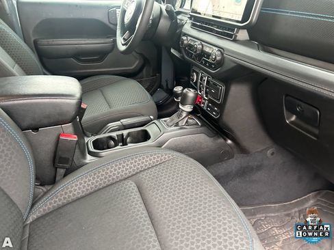 Used 2024 Jeep Wrangler Unlimited Rubicon 4xe w/ Safety Group AWD/4WD image 12