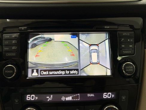 Used 2015 Nissan Rogue SL w/ SL Premium Package AWD/4WD image 25
