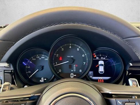 Used 2026 Porsche Macan AWD/4WD image 15
