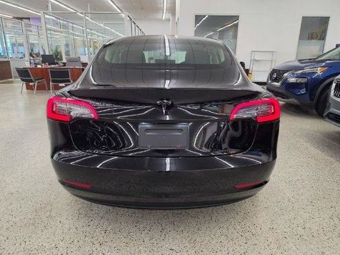 Used 2019 Tesla Model 3 Mid Range RWD image 6