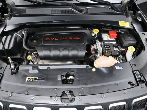 Used 2022 Jeep Compass Latitude w/ Convenience Group image 15