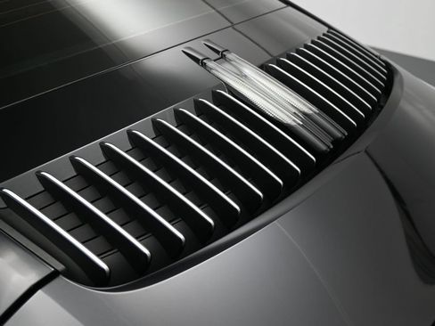 Certified 2020 Porsche 911 Carrera 4S AWD/4WD image 32