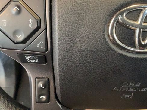Certified 2022 Toyota Tacoma TRD Sport w/ Technology Package AWD/4WD image 18