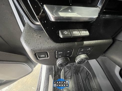 Used 2025 Chevrolet Silverado 3500 High Country w/ High Country Premium Package image 28