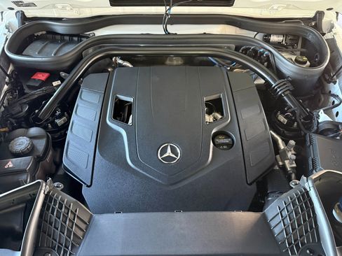 Used 2024 Mercedes-Benz G 550 image 35