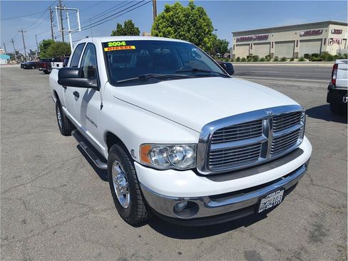 Used 2004 Dodge Ram 2500 Truck SLT w/ Trailer Tow Group RWD image 4