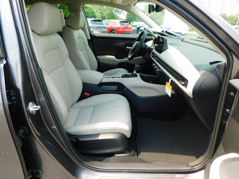 Used 2026 Honda HR-V EX-L image 18