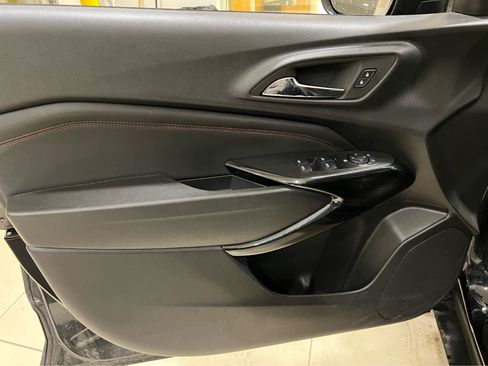 Used 2024 Chevrolet Trax RS w/ Driver Confidence Package image 10