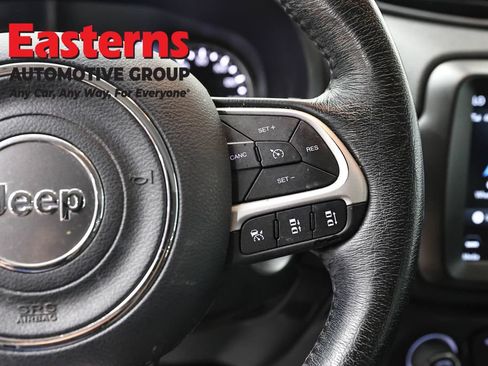 Used 2023 Jeep Renegade Limited AWD/4WD image 16