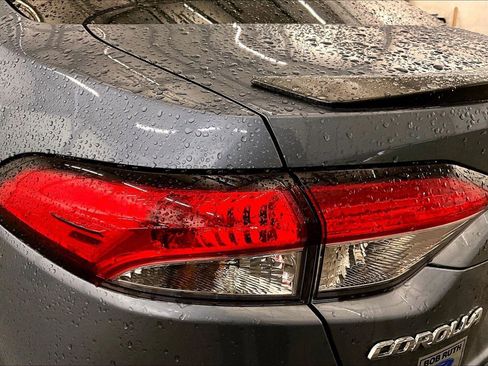 Used 2024 Toyota Corolla SE image 28