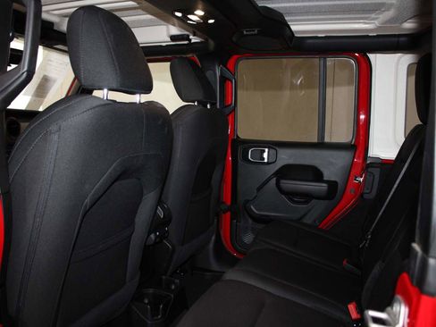 Used 2020 Jeep Wrangler Unlimited Sport S image 14