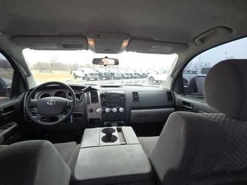 Used 2011 Toyota Tundra 4x4 Double Cab w/ Tow Pkg image 16